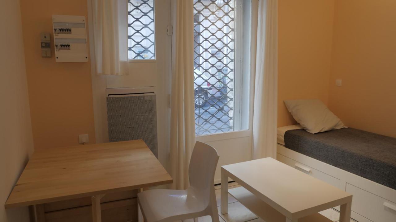 Petit Studio Gare Saint Roch Montpellier Apartment Exterior foto